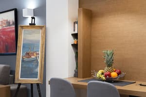 thumbnail: Dining room