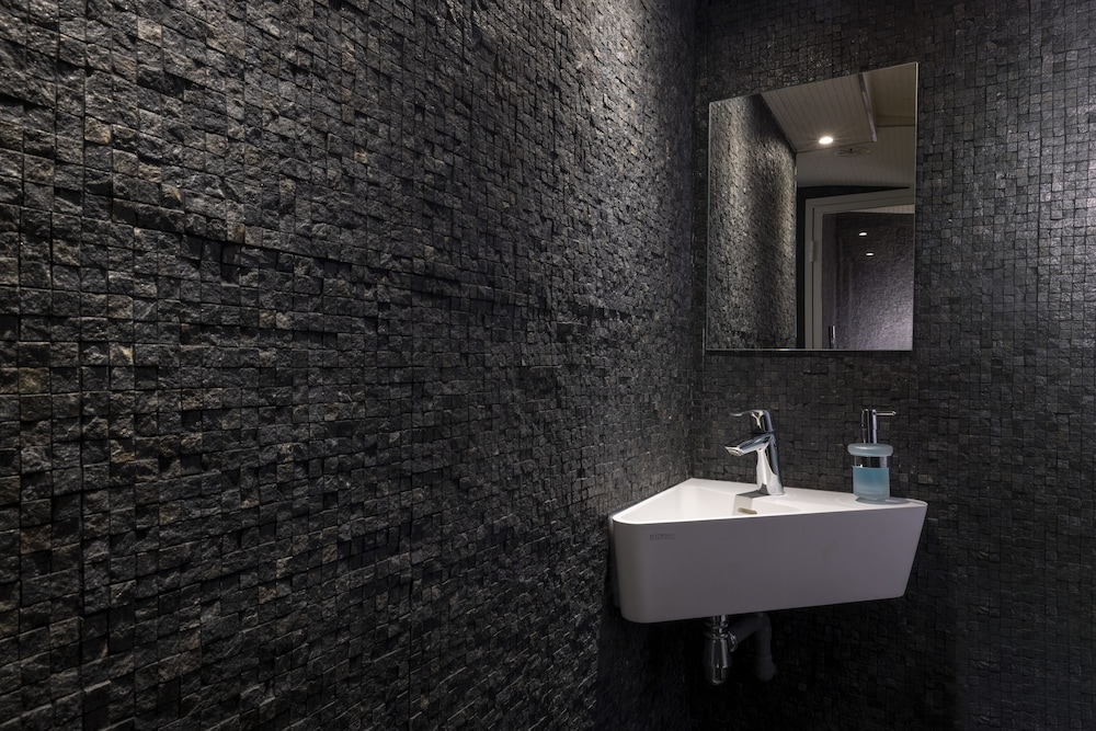 Steam room