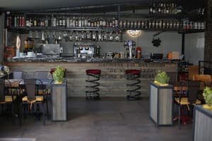 thumbnail: Bar (on property)