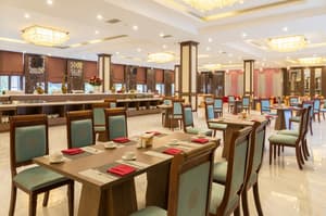 thumbnail: Restaurant