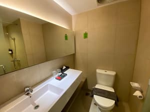 thumbnail: Bathroom