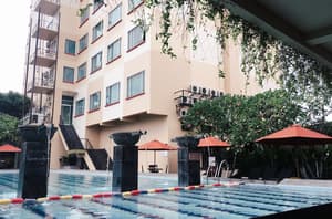 thumbnail: Outdoor pool