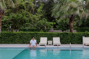 thumbnail: Pool