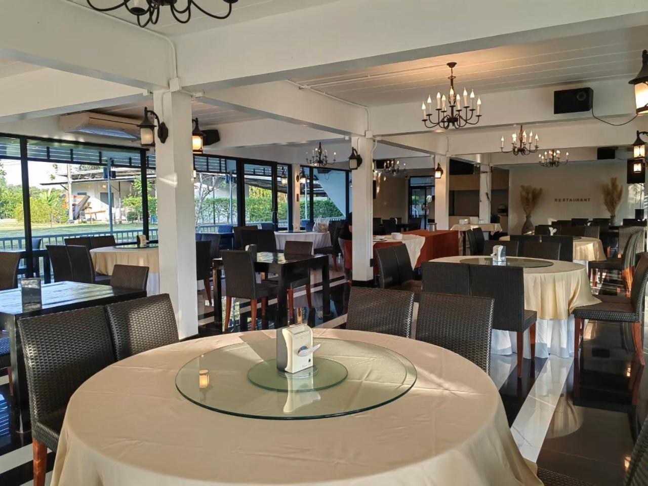 Restaurant-cafeteria