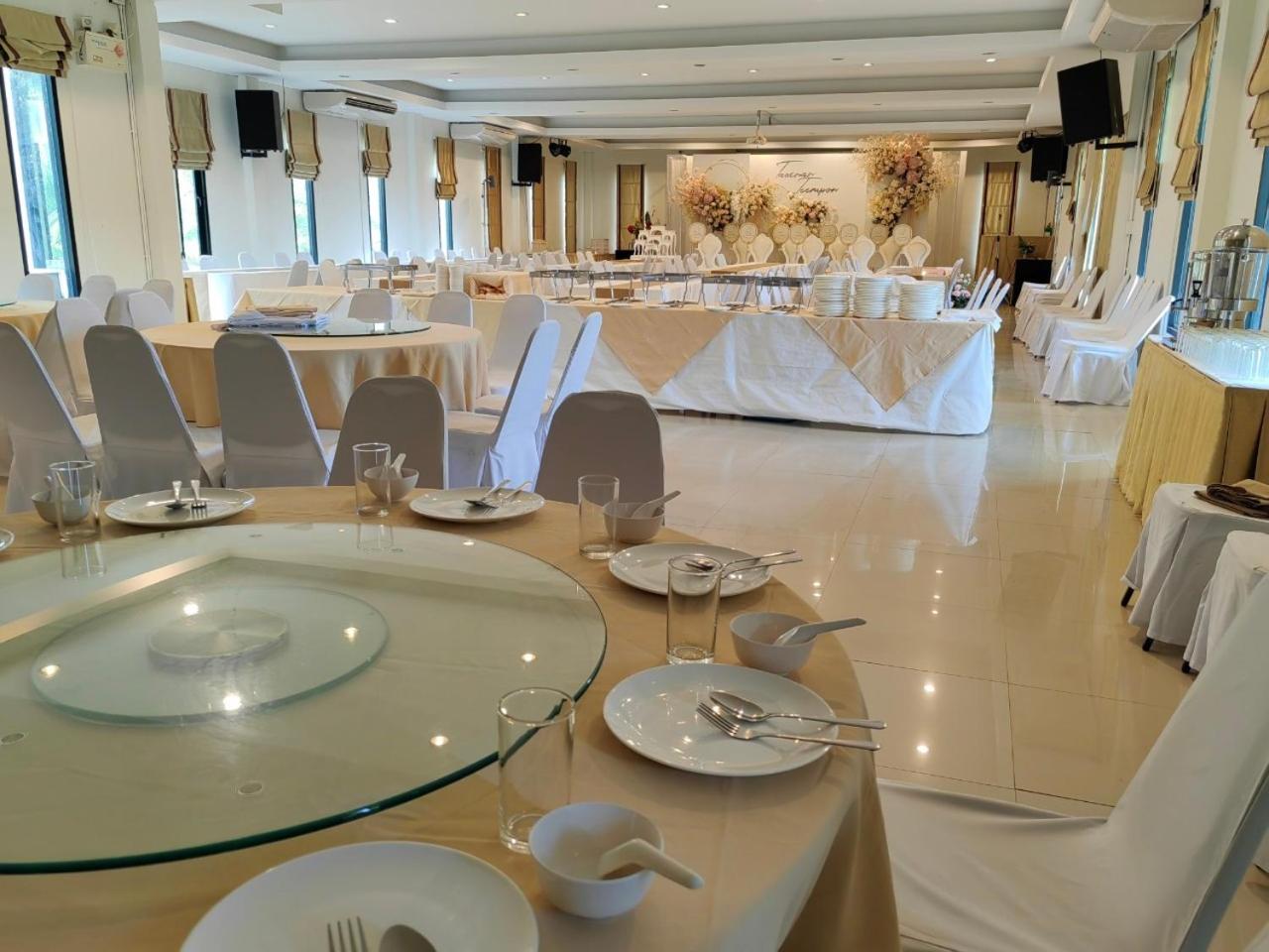 Restaurant-cafeteria