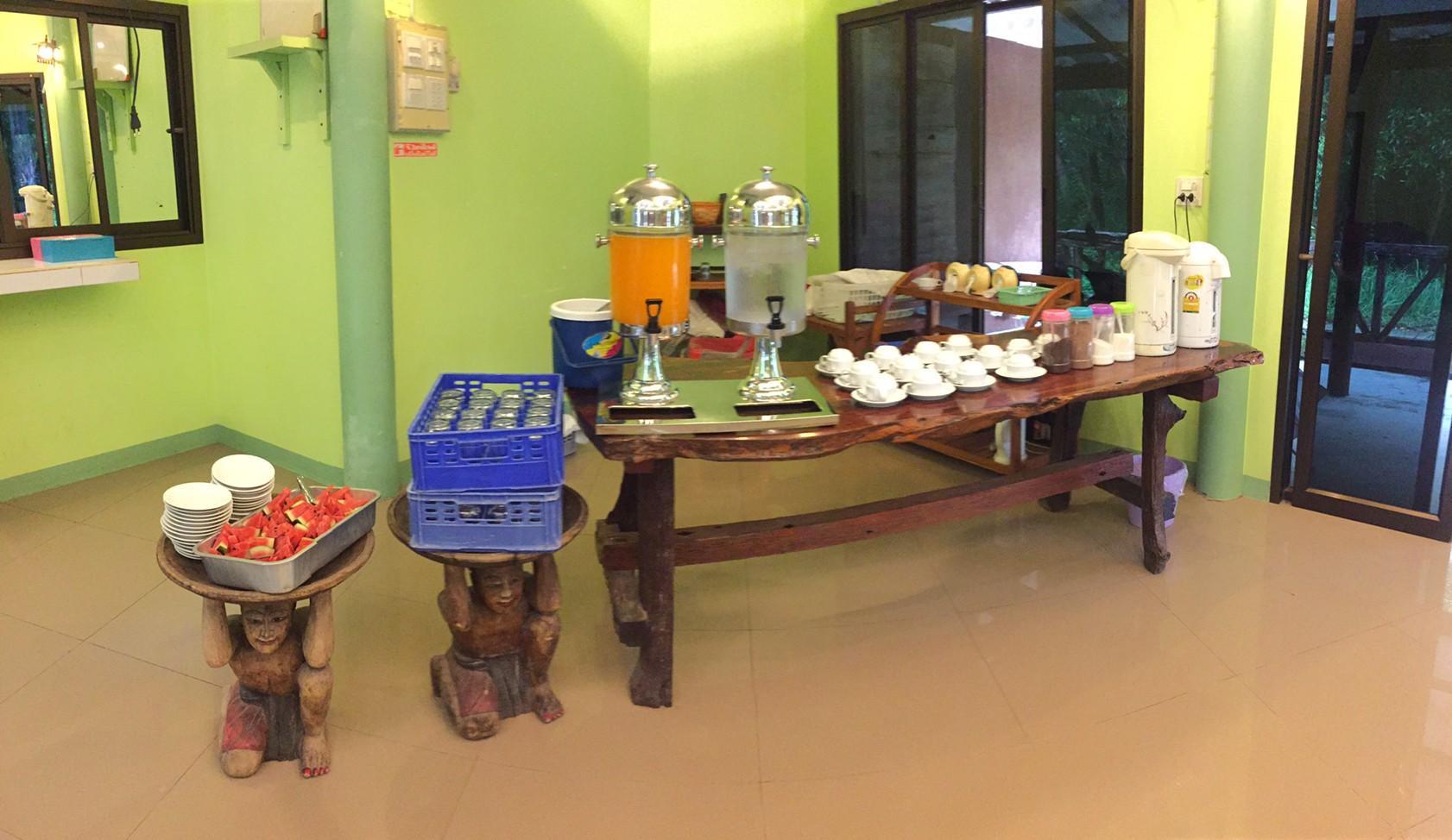 Restaurant-cafeteria