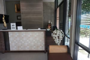 thumbnail: Reception