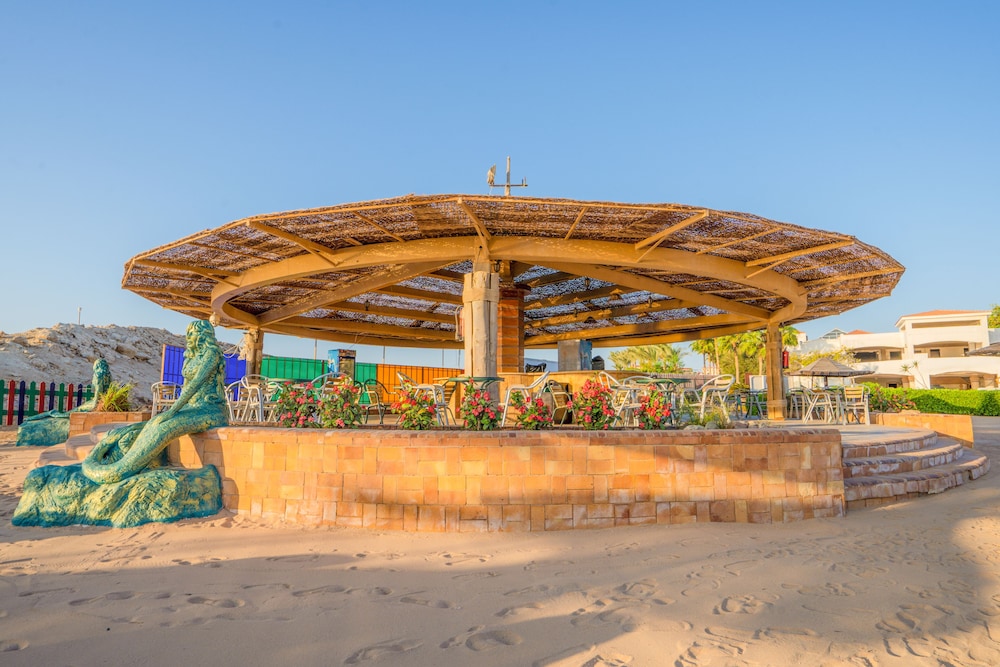 Beach bar