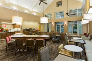 thumbnail: Breakfast area