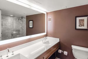 thumbnail: Bathroom shower