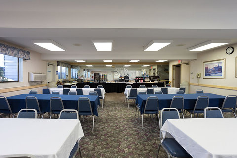 Shilo Inns Warrenton Meeting Room
