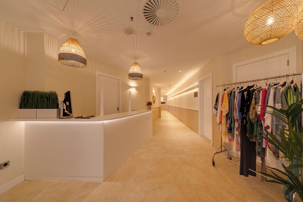 Spa reception