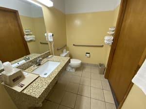 thumbnail: Front of property