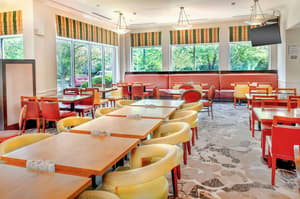 thumbnail: Restaurant