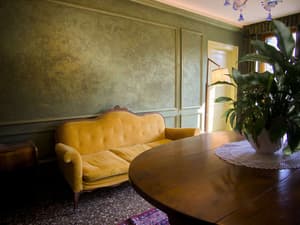 thumbnail: Interior detail