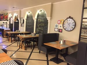 thumbnail: Restaurant