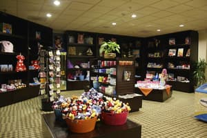 thumbnail: Gift shop