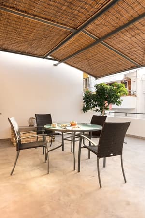 thumbnail: Terrace/patio