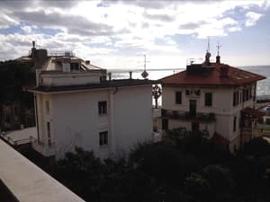 thumbnail: General view