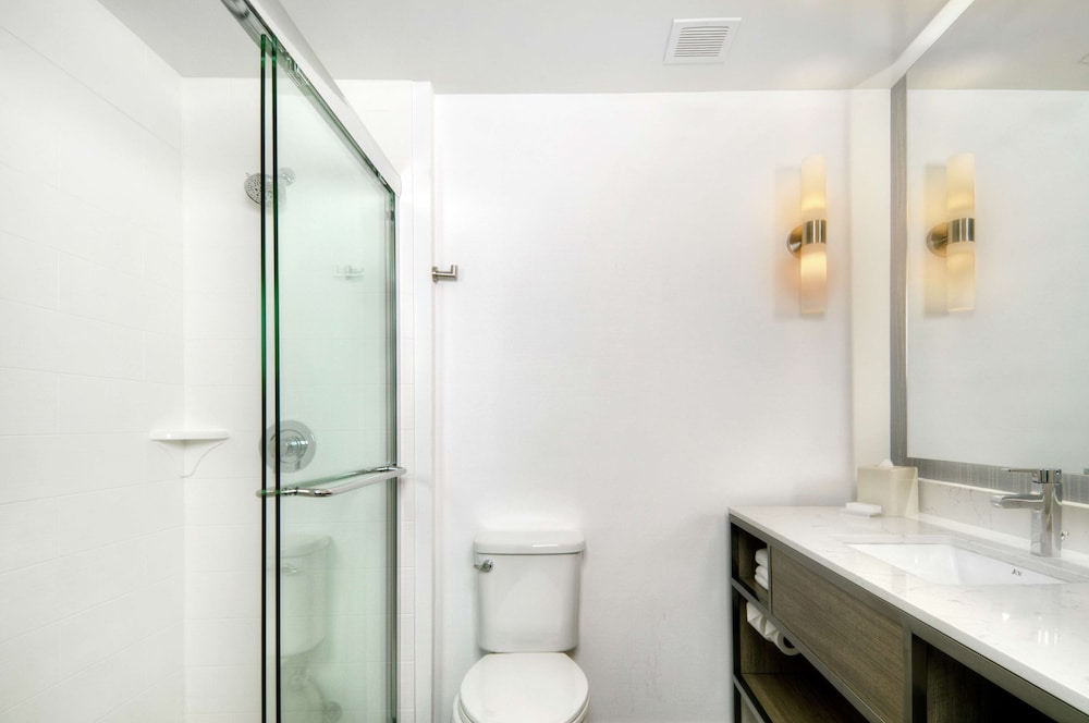 Bathroom shower