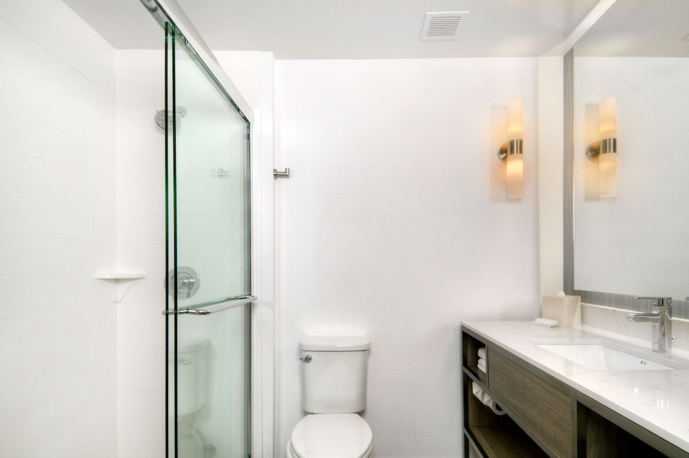Bathroom shower