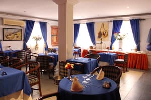 thumbnail: Restaurant