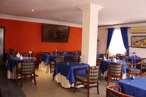 thumbnail: Restaurant