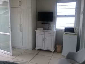 thumbnail: In-room dining