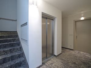 thumbnail: Interior
