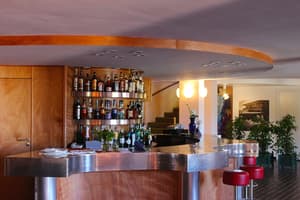 thumbnail: Bar (on property)