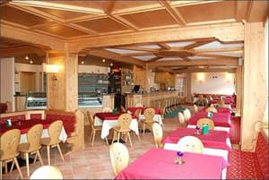 thumbnail: Breakfast area