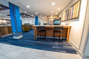 thumbnail: Business center