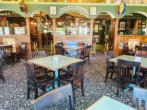 thumbnail: Restaurant