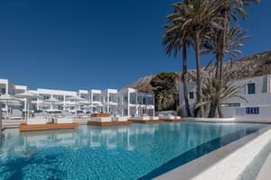 thumbnail: Exterior