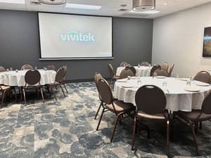 thumbnail: Banquet hall