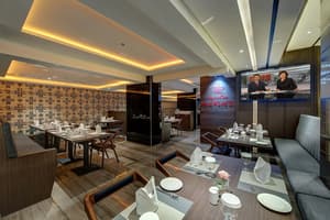 thumbnail: Restaurant