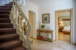 thumbnail: Staircase