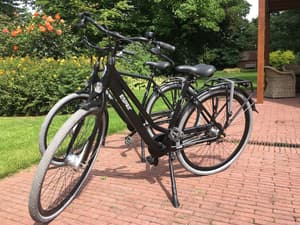 thumbnail: Bicycling