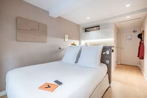 thumbnail: Room