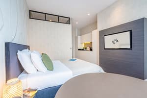 thumbnail: Room