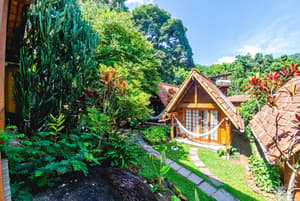 thumbnail: Exterior