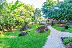 thumbnail: Front of property