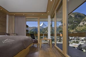 thumbnail: General view