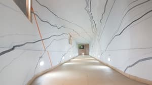 thumbnail: Hallway