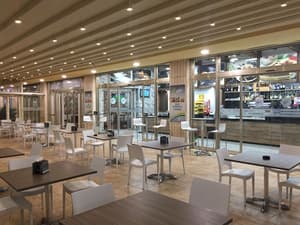 thumbnail: Bar (on property)