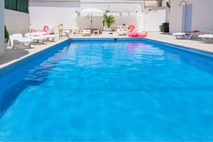 thumbnail: Outdoor pool