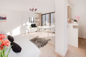 thumbnail: Interior