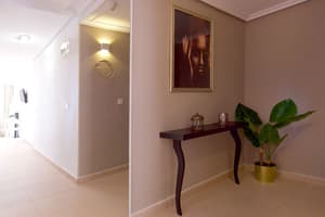 thumbnail: Interior detail