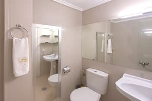 thumbnail: Bathroom