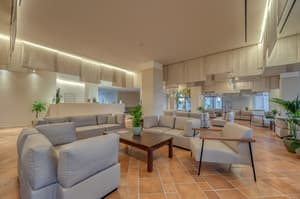 thumbnail: Reception
